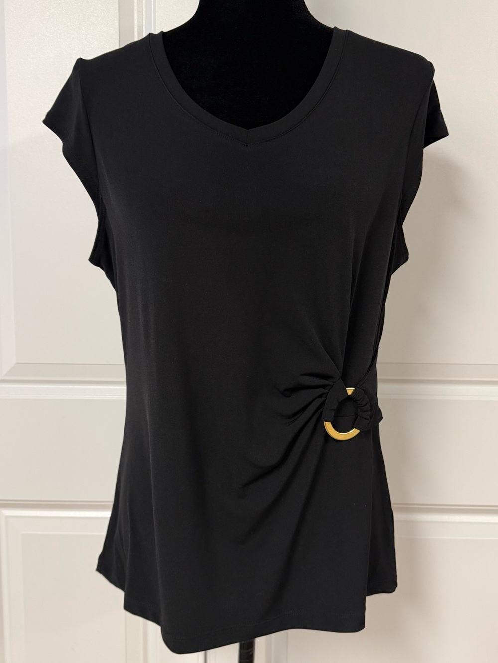 Liz Claiborne Black Top With O-Ring Detail